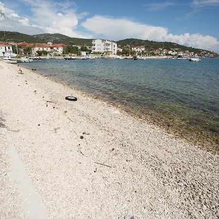 شقة Apartman Paula 2 Vinišće المظهر الخارجي الصورة