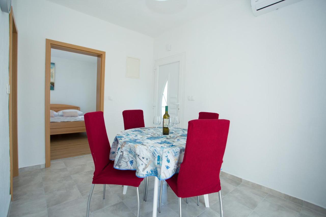 شقة Apartman Paula 2 Vinišće المظهر الخارجي الصورة