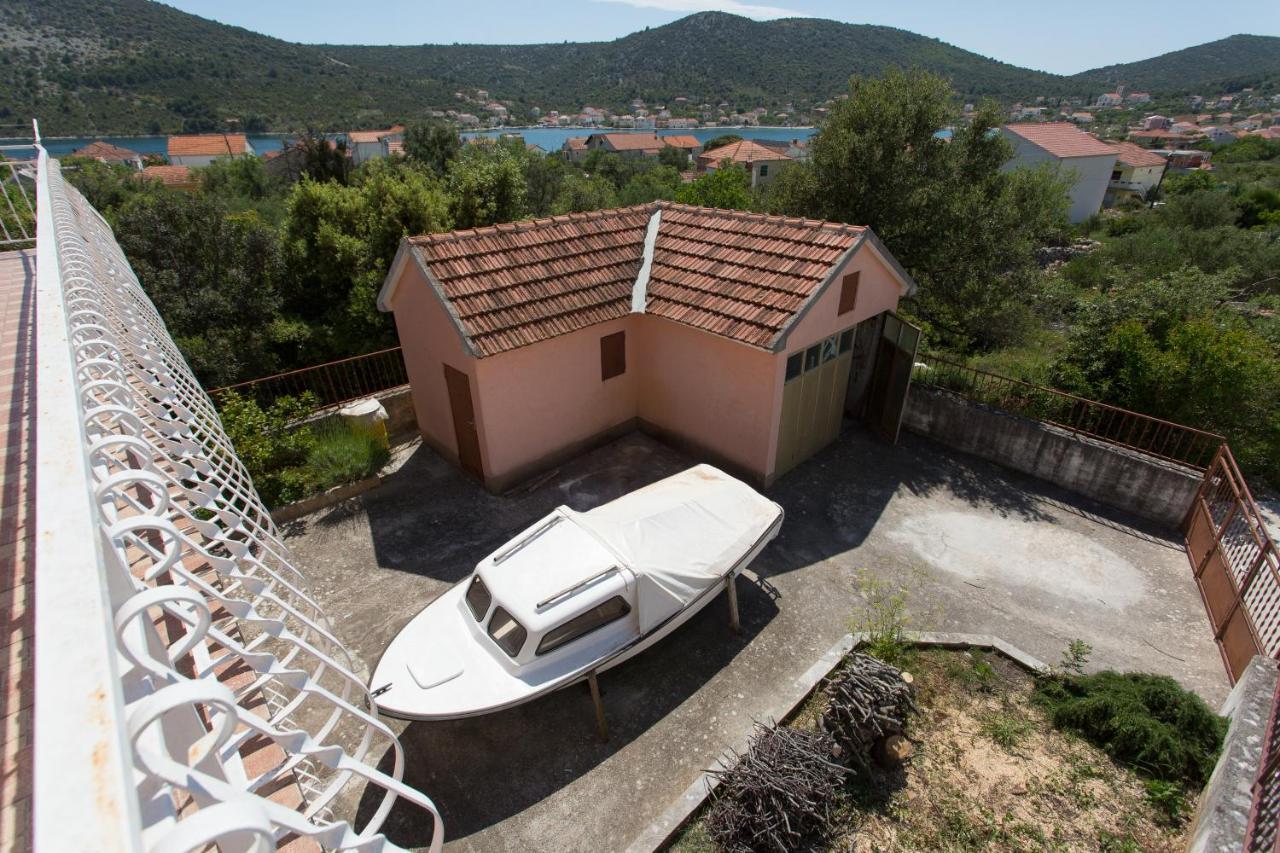 شقة Apartman Paula 2 Vinišće المظهر الخارجي الصورة